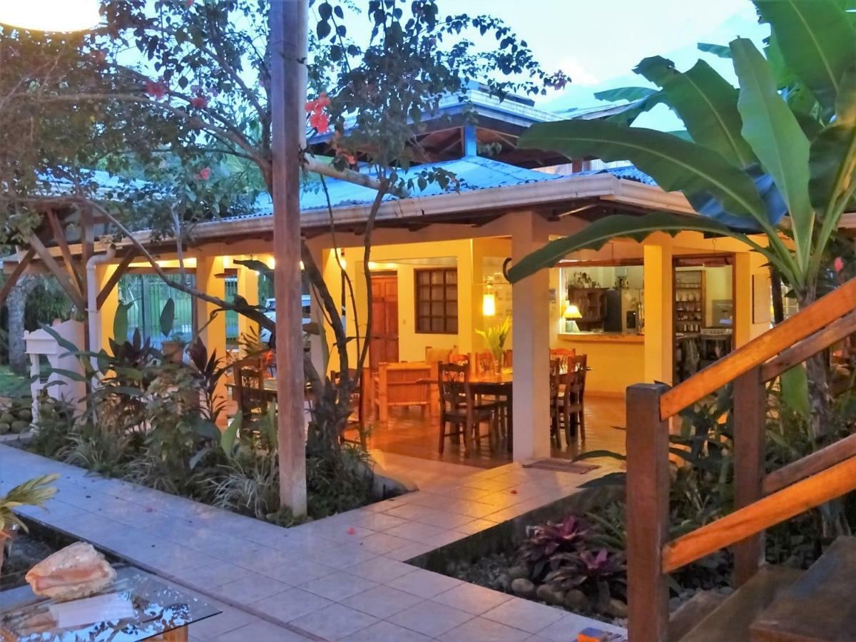 Hotel Pura Vida Puerto Viejo de Talamanca Exterior photo