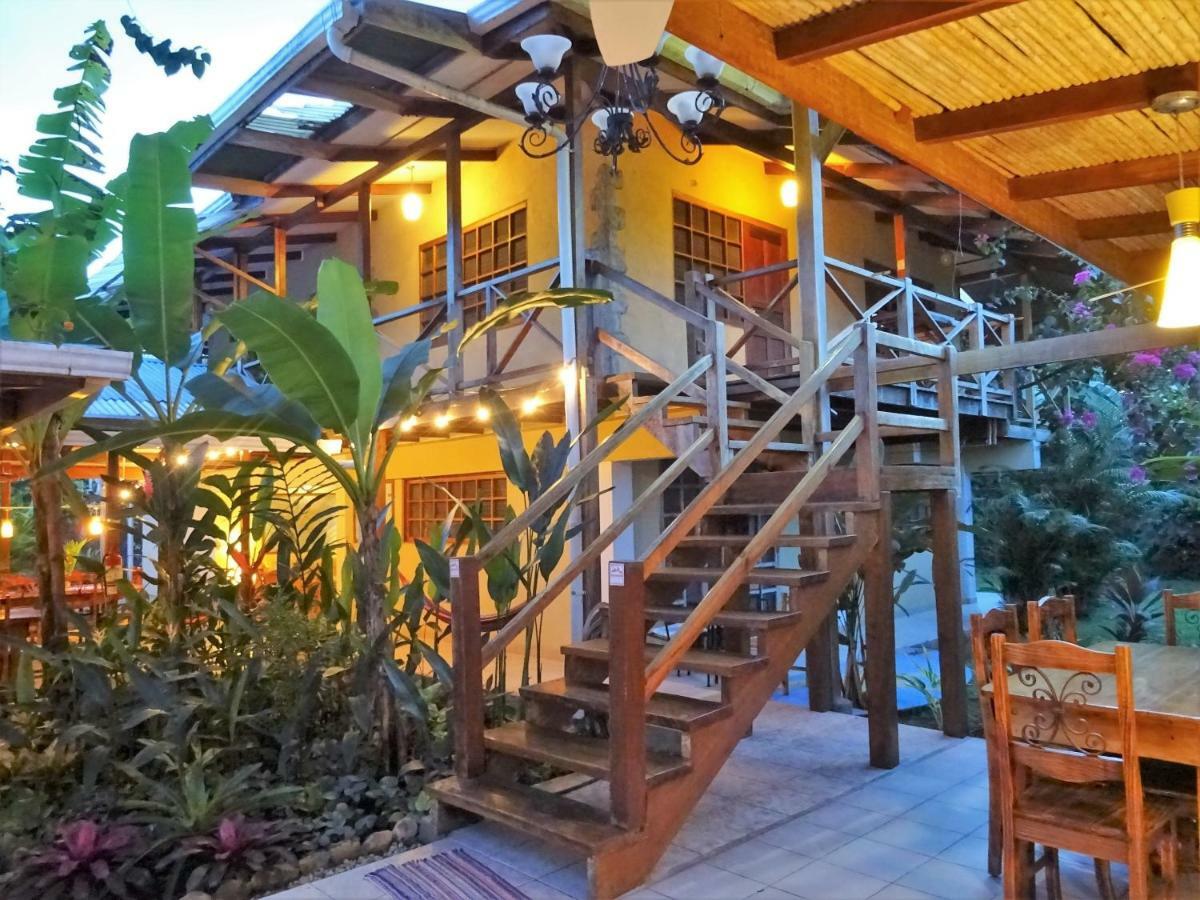 Hotel Pura Vida Puerto Viejo de Talamanca Exterior photo